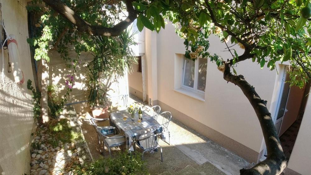 Apartman Dolores Kuciste Exterior photo