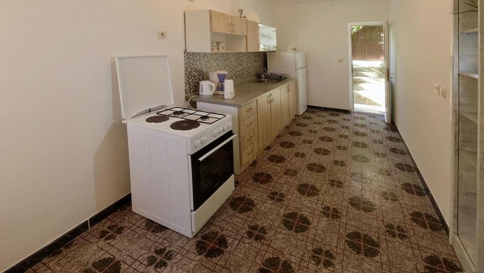 Apartman Dolores Kuciste Exterior photo